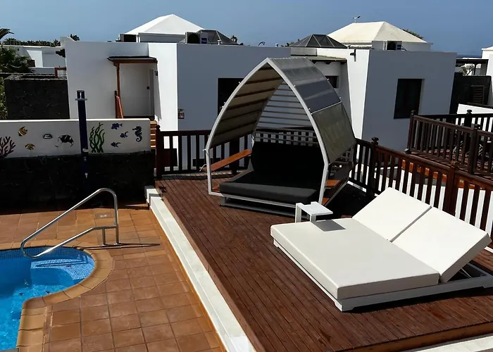 Villa 64, Vista Lobos, Private Heated Pool X Jacuzzi, Playa Blanca
