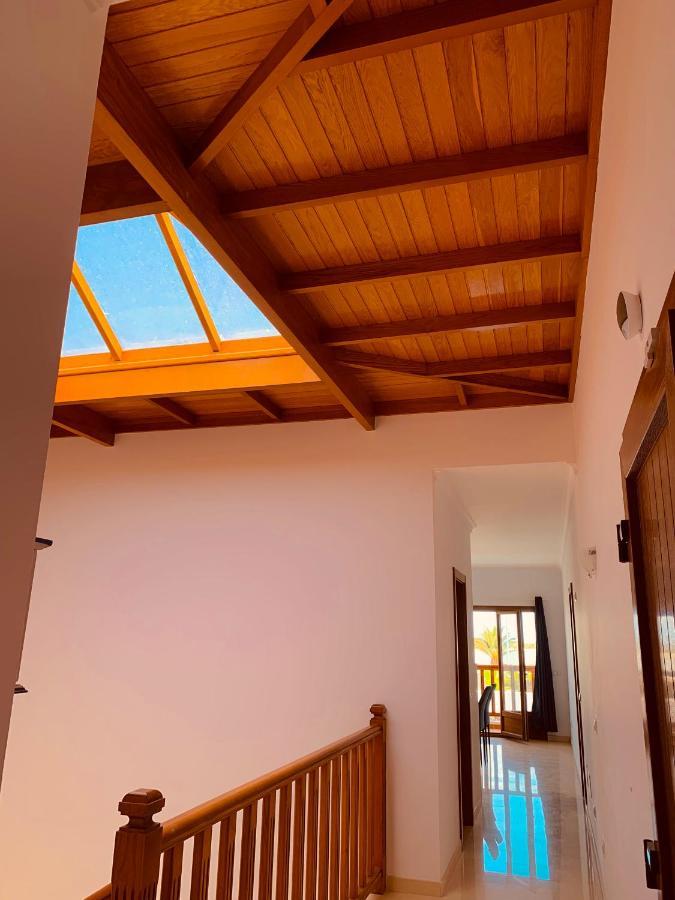 64, Vista Lobos, Private Heated Salt Pool X Hot Tub, Playa Blanca Villa *