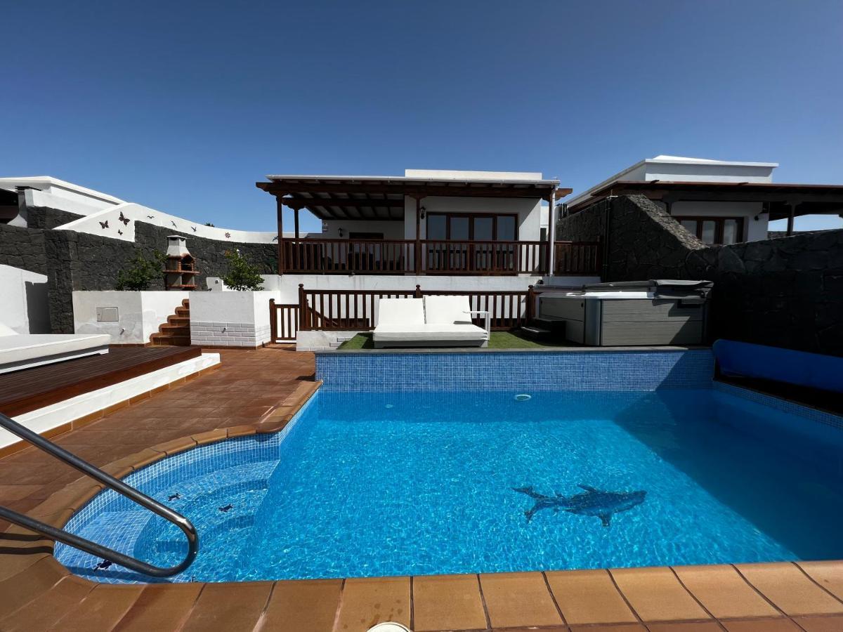 Villa 64, Vista Lobos, Private Heated Salt Pool X Hot Tub, Playa Blanca